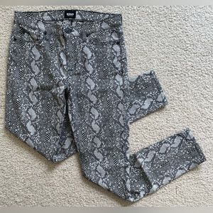 Hudson Sz 27 Nico MidRise Super Skinny Snake Print Jeans Snakeskin Black White